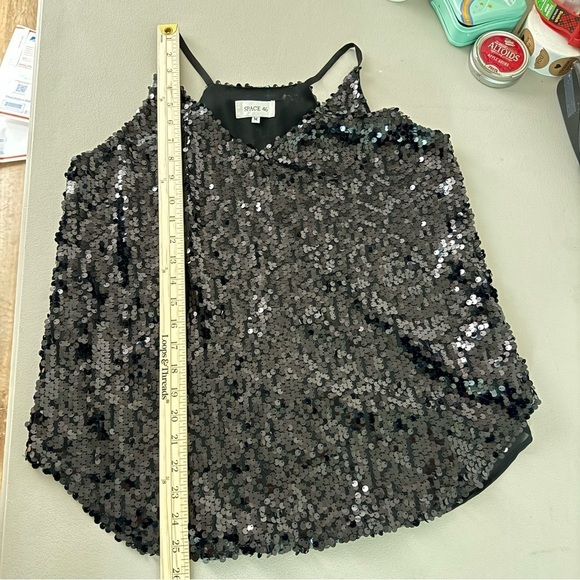 Space 46 Womens Sequin Tank Top Medium Black Evening Trapeze Racerback Sparkly - Picture 11 of 11